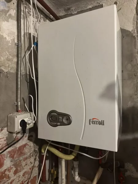 Repar (service) centrale termice autorizat